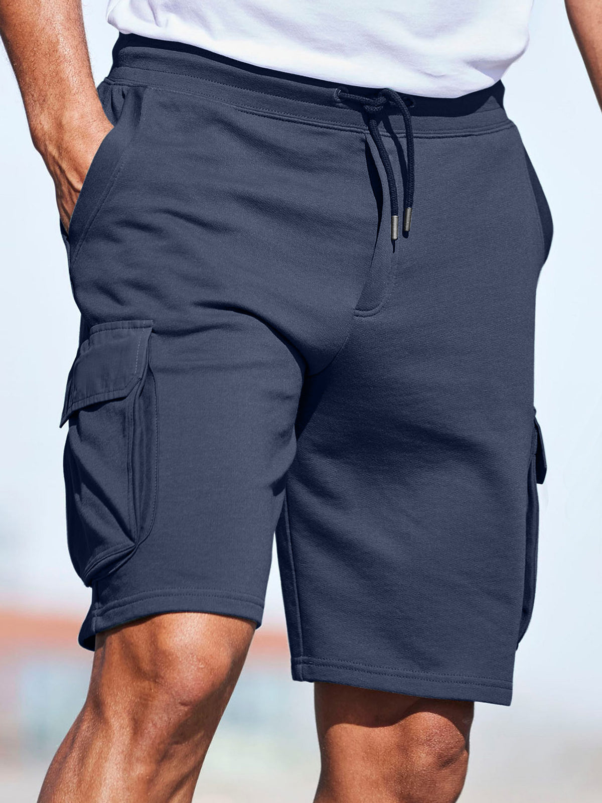Men's Everyday Multi-Pocket Drawstring Solid Color Comfort Shorts